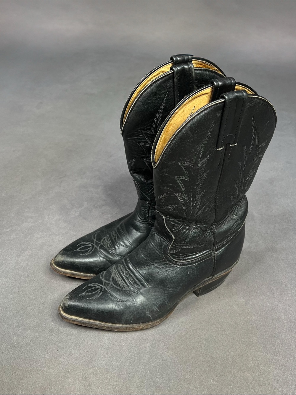 Men's Black Leather Western Heeled Boots with Embroidered Shaft Boulet
